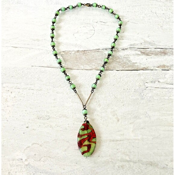 Vintage Czech Art Glass Pendant Necklace Green with Red Lava Silver Tone 16 in - Picture 2 of 6